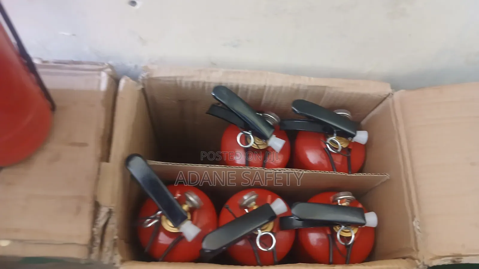 1kg Fire Extinguisher For Every Kind Of Fire ማንኛውንም አይነት እሳት ሚያጠፋ