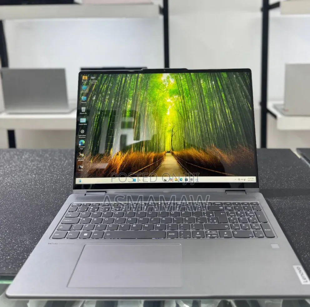 New Laptop Lenovo Yoga 7i 32GB Intel Core i5 SSD 512GB