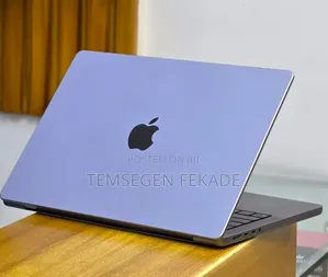 New Laptop Apple MacBook Pro 2021 M1 32GB Apple M1 Pro SSD 512GB