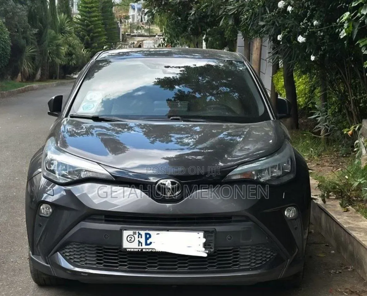 Toyota C-HR 2022 Gray