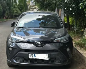 Toyota C-HR 2022 Gray