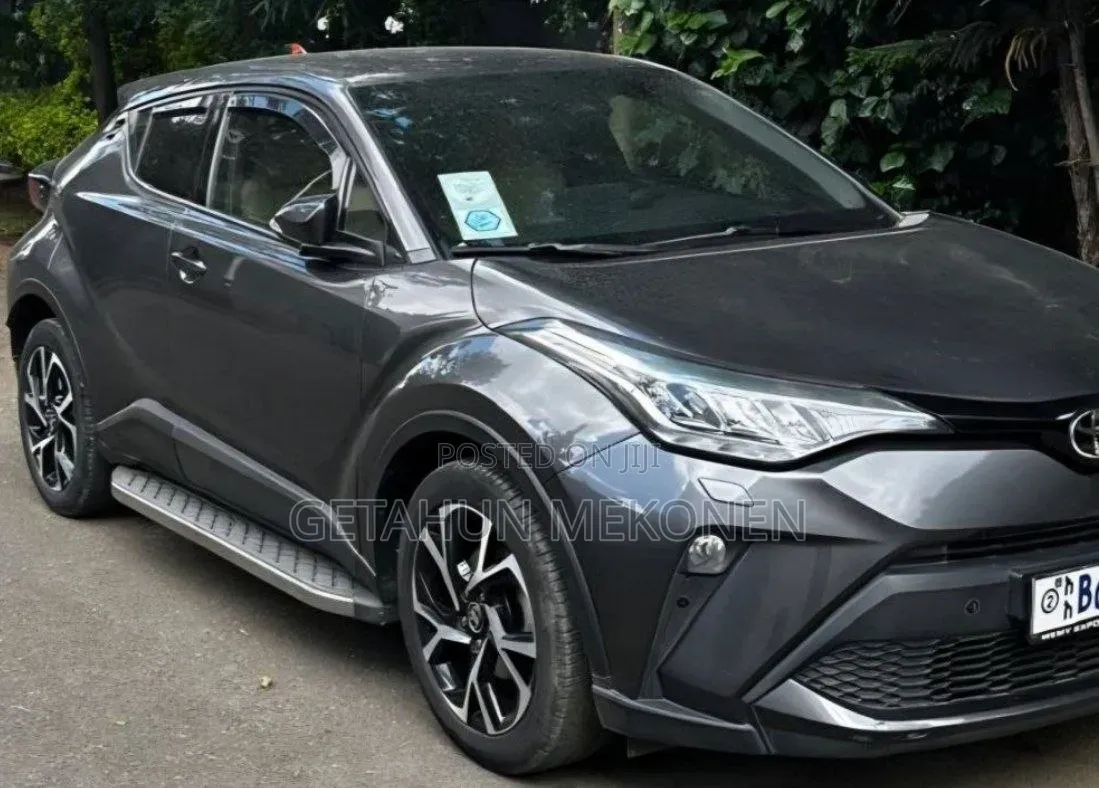 Toyota C-HR 2022 Gray