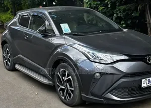 Toyota C-HR 2022 Gray