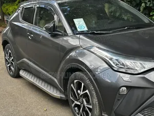 Toyota C-HR 2022 Gray