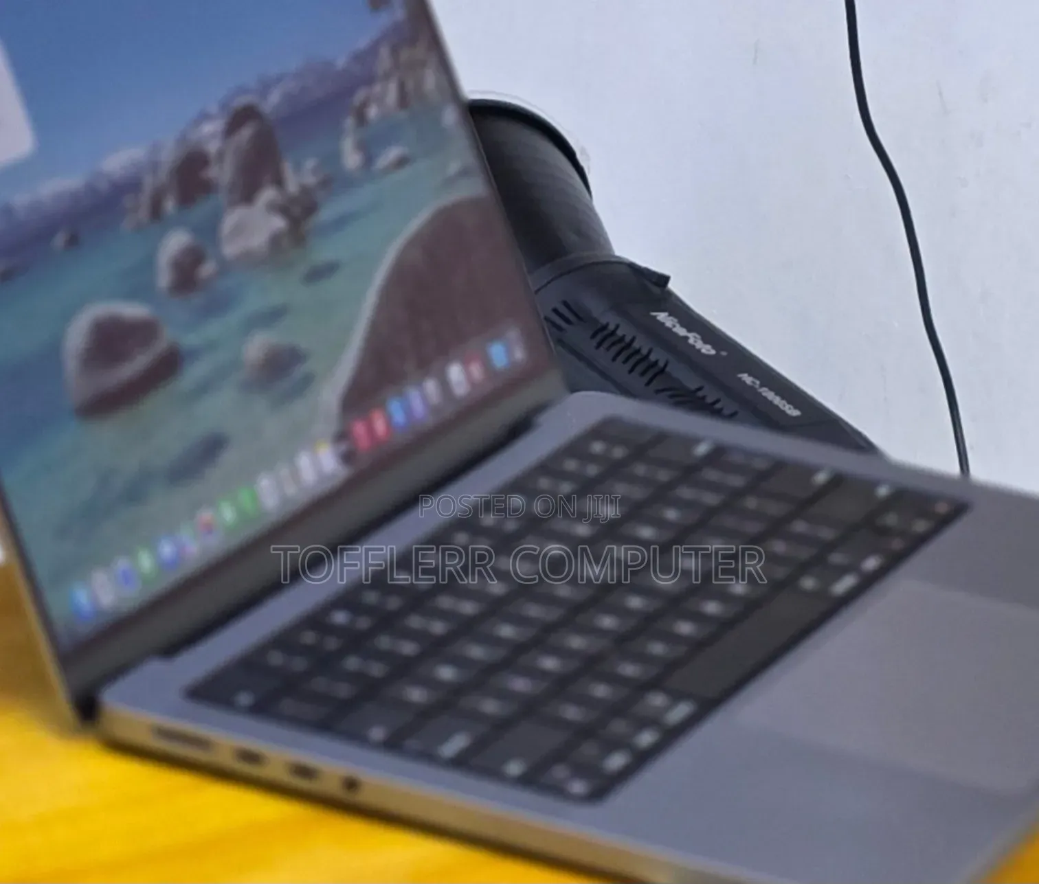 New Laptop Apple MacBook Pro 2019 32GB AMD A10 SSD 512GB