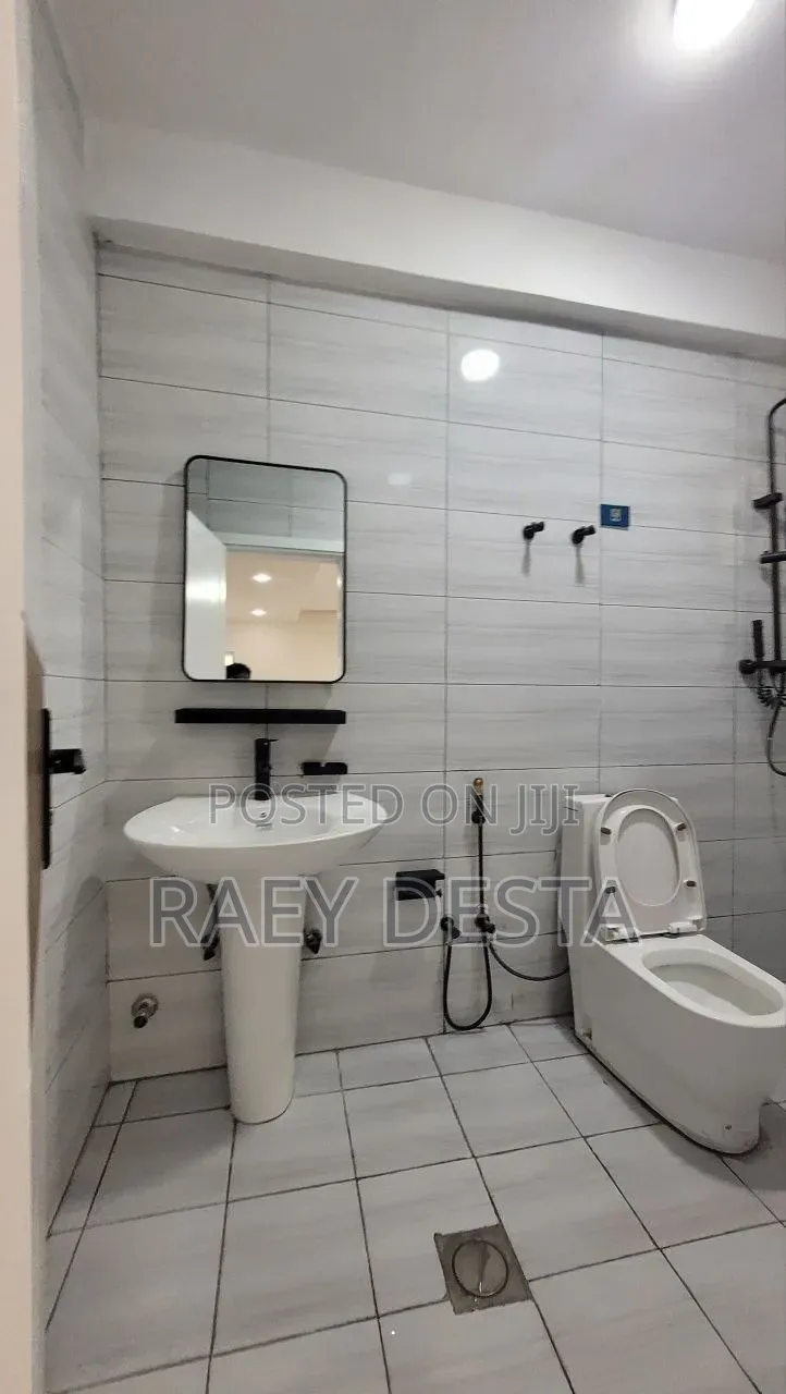 3bdrm Apartment in የ ግለሰብ, Bole for sale