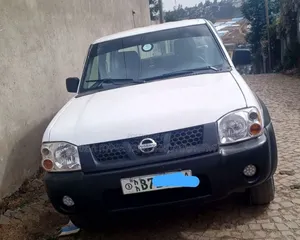 Nissan Hardbody 2000i 2006 White