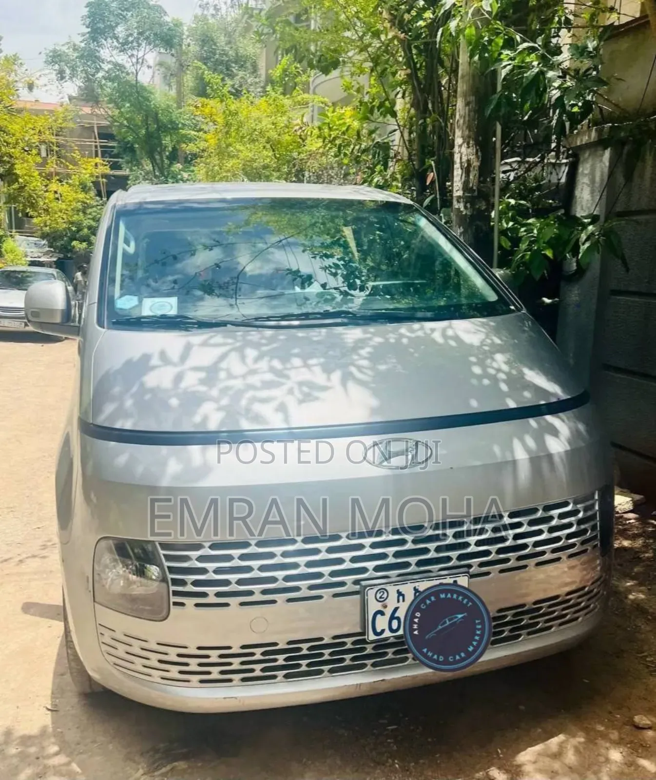 Hyundai Staria 2023 Silver