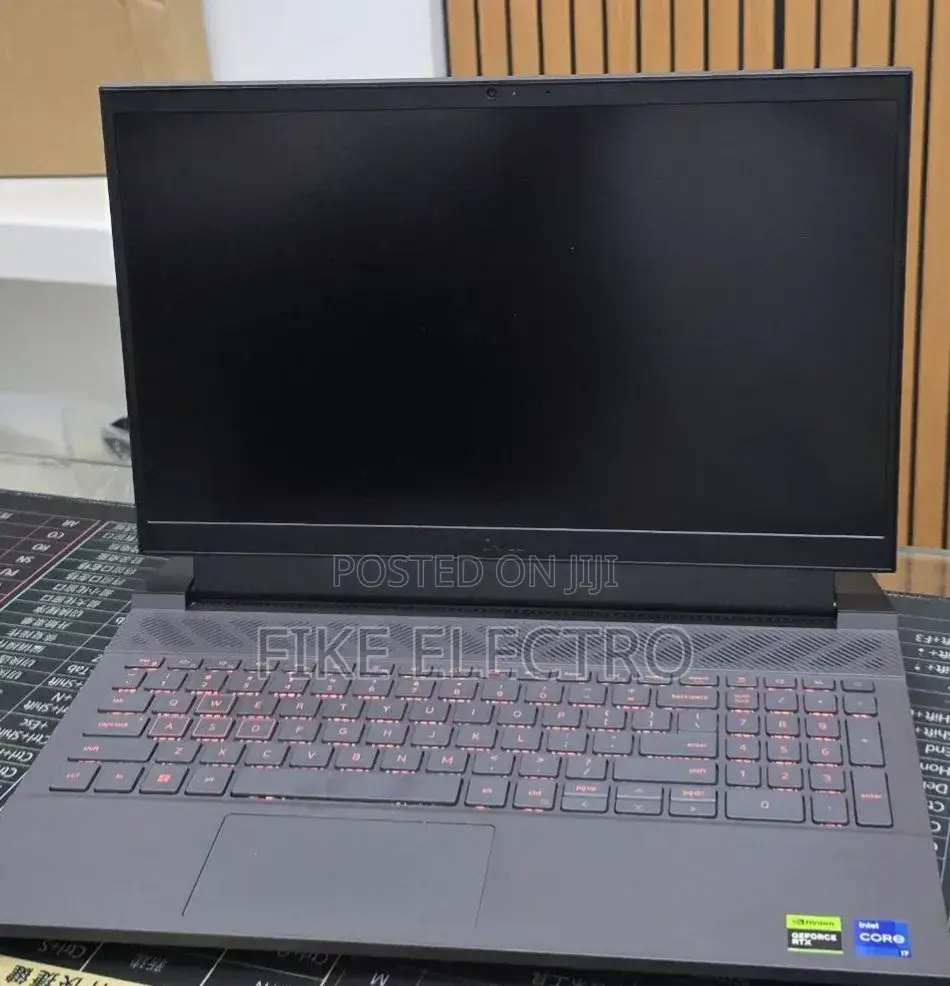 New Laptop Dell G15 5511 16GB SSD 1T