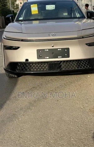 Hyundai Staria 2023 Silver