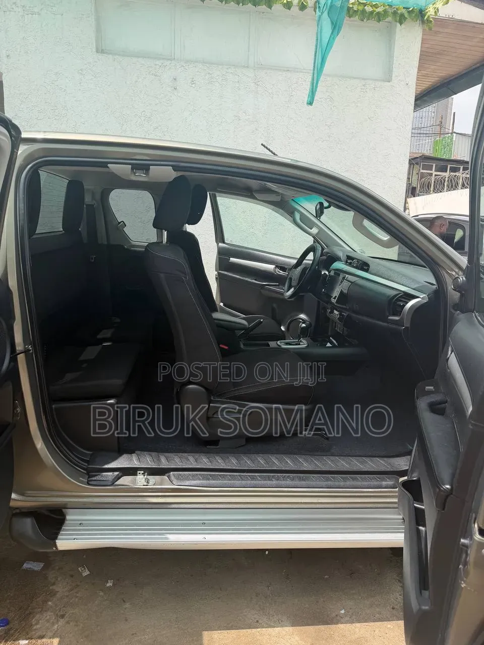 Toyota Hilux 2021 Green