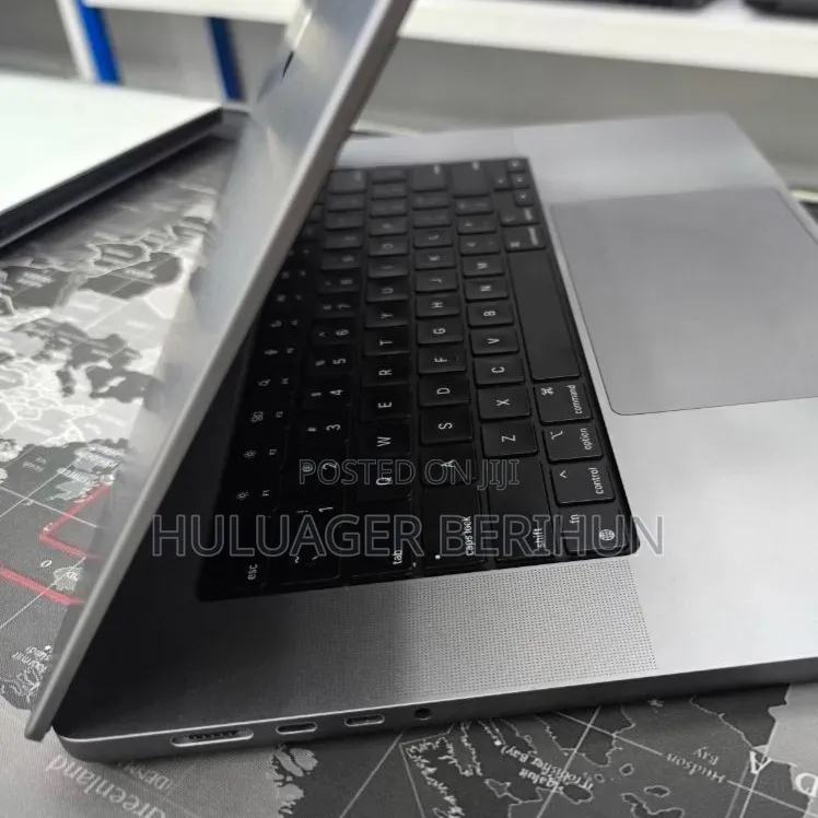 New Laptop Apple MacBook Pro 2021 M1 Max 32GB Apple M1 Max SSD 1T
