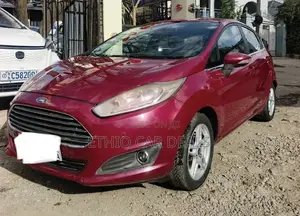 Ford Fiesta 2014 Red