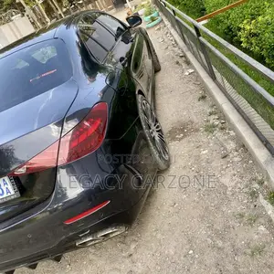 Mercedes-Benz C180 2018 Black