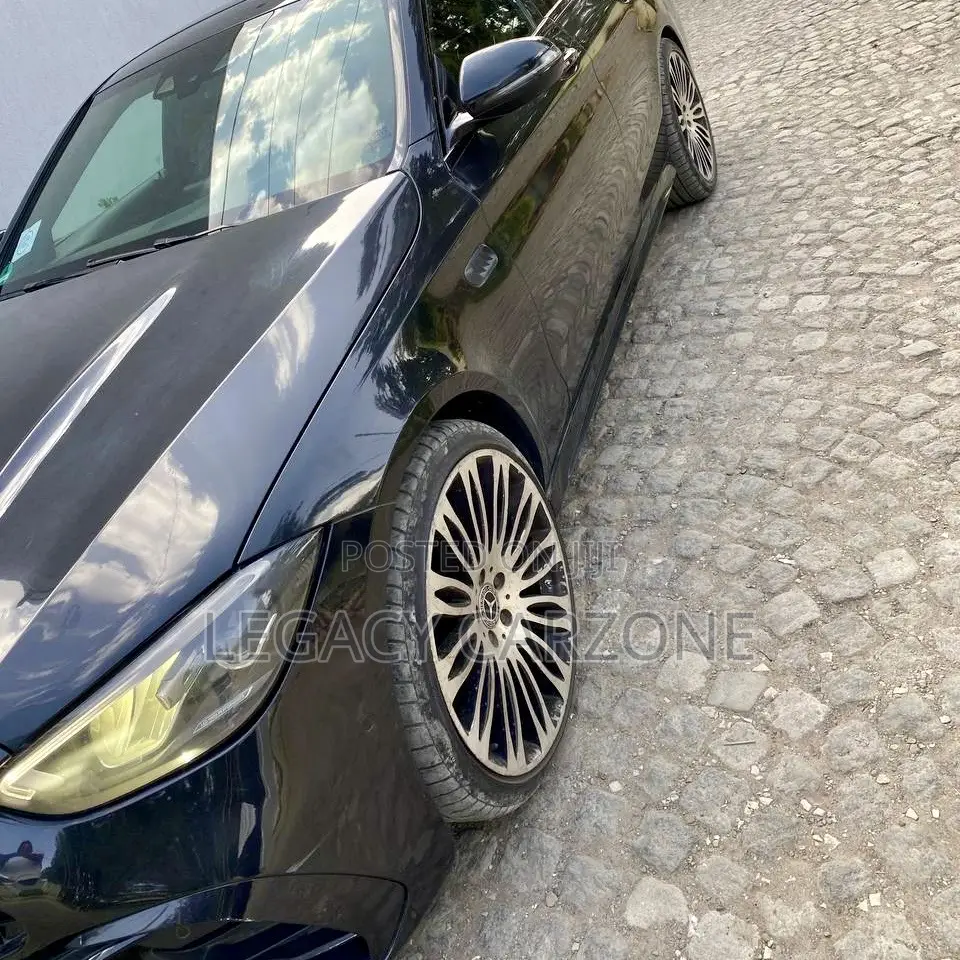 Mercedes-Benz C180 2018 Black