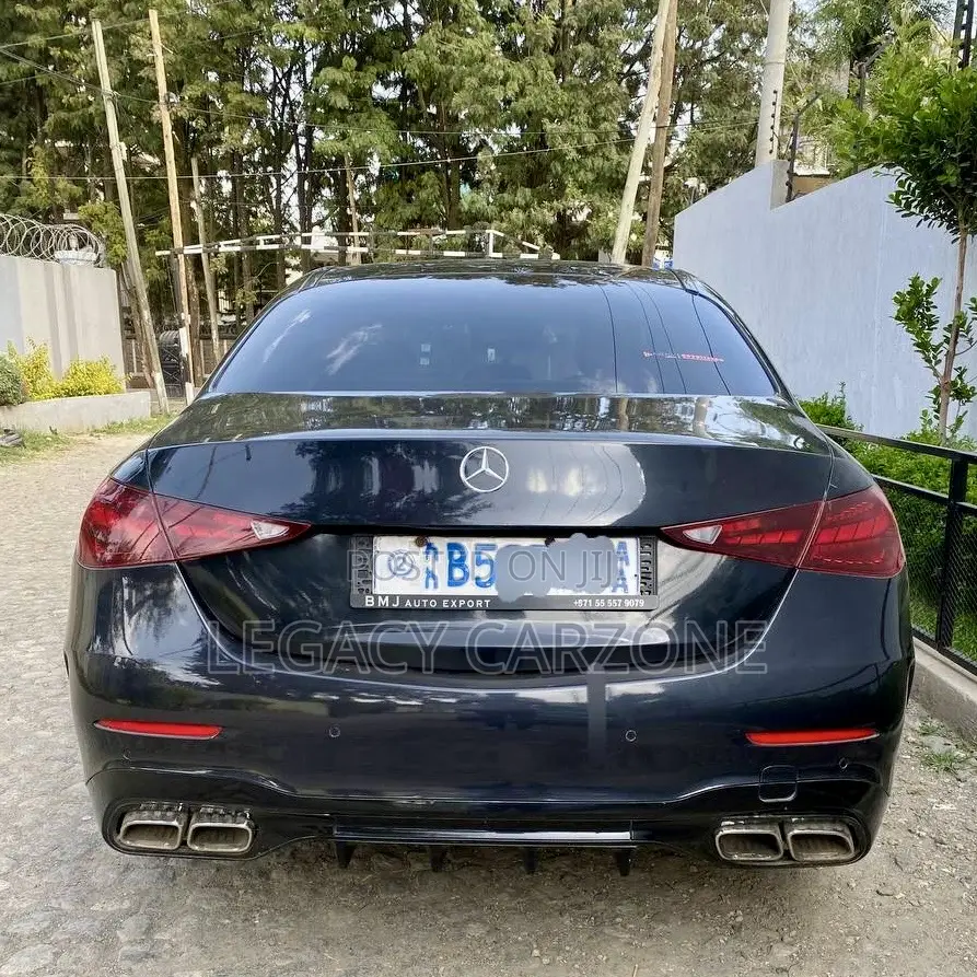 Mercedes-Benz C180 2018 Black