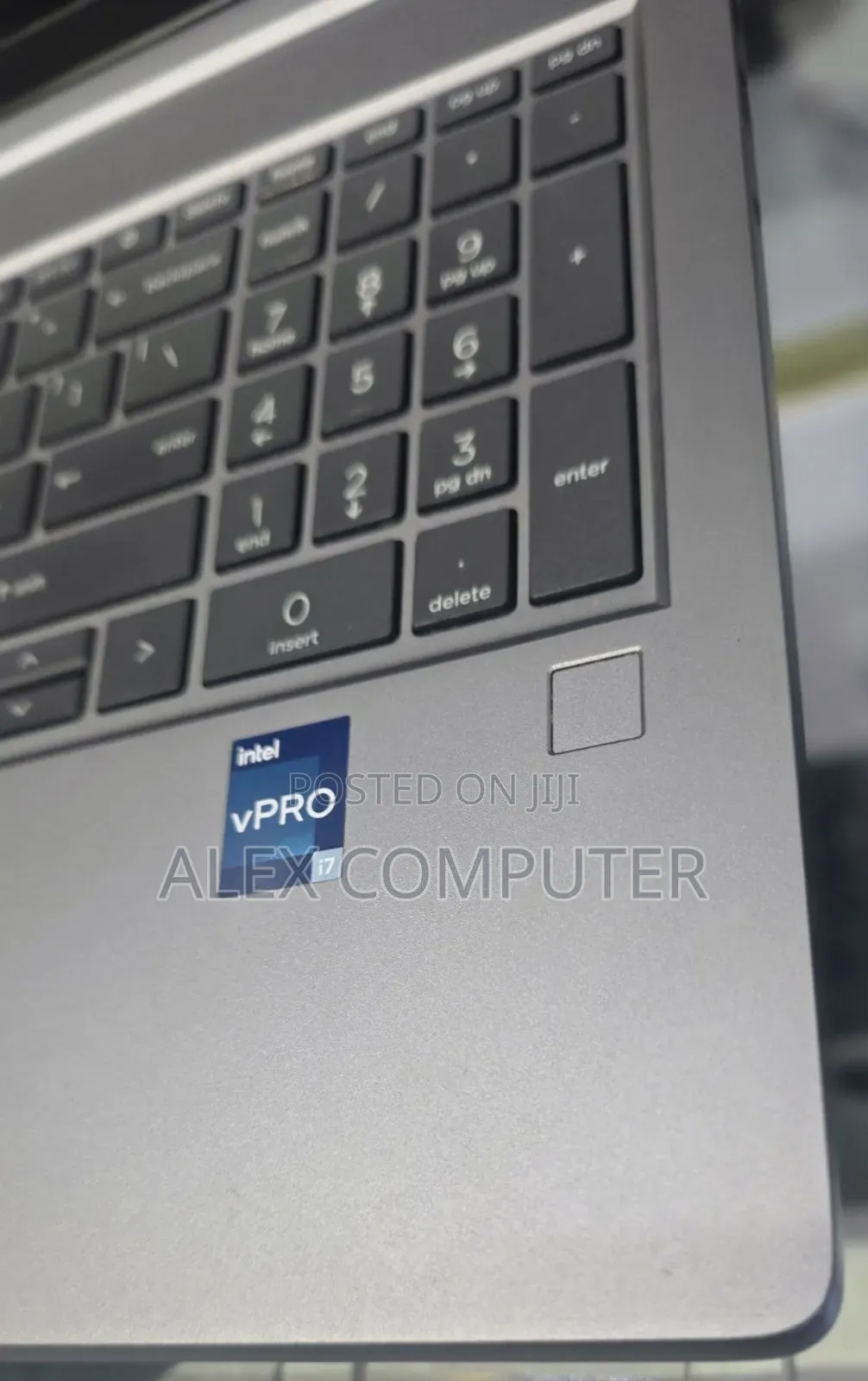 New Laptop HP ZBook Firefly 16 G10 16GB Intel Core i7 SSD 512GB