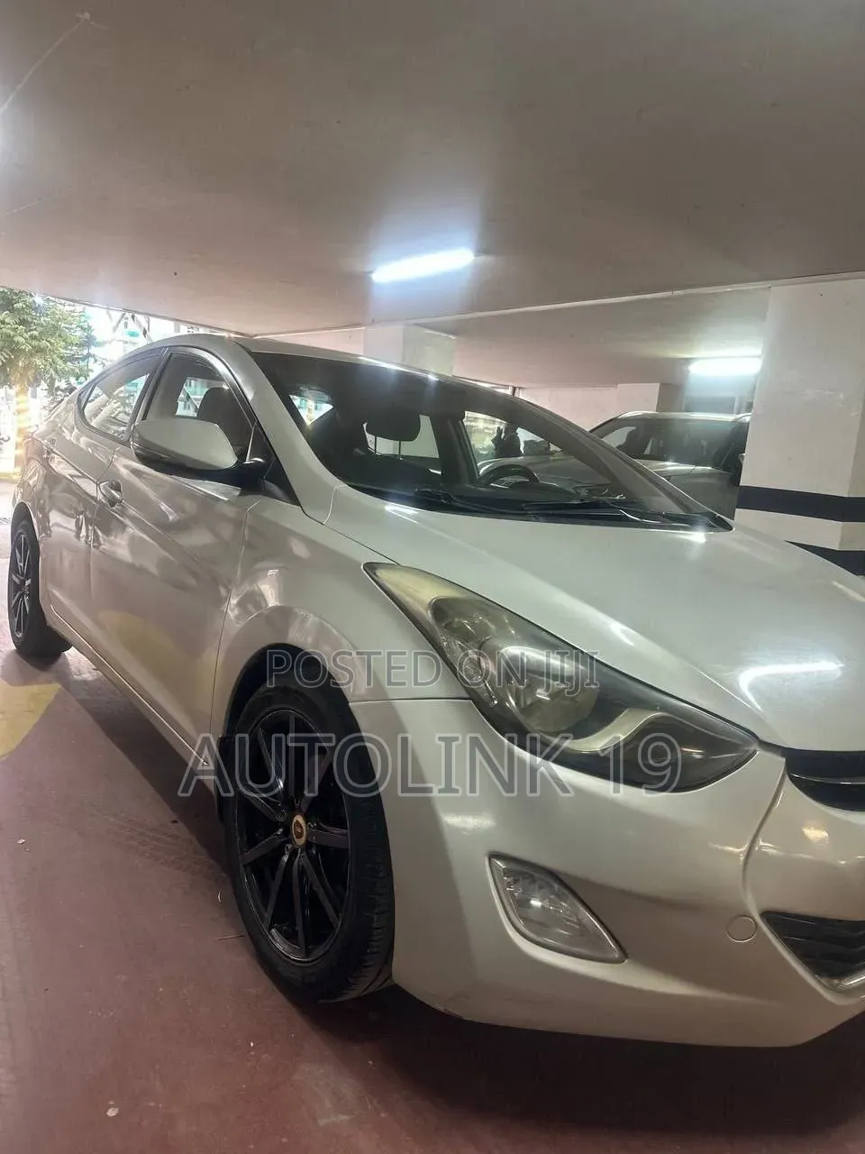 Hyundai Elantra 2013 Silver