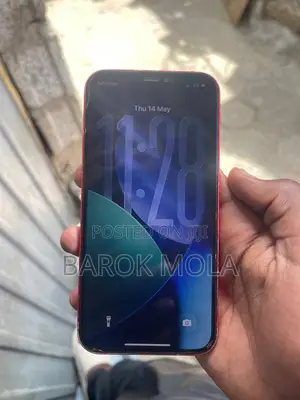 Apple iPhone 12 64 GB Red