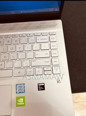 New Laptop HP Pavilion 15 8GB Intel Core i5 SSD 256GB