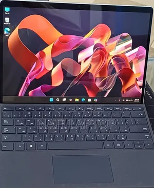New Laptop Microsoft Surface Pro 9 16GB Intel Core i7 SSD 512GB