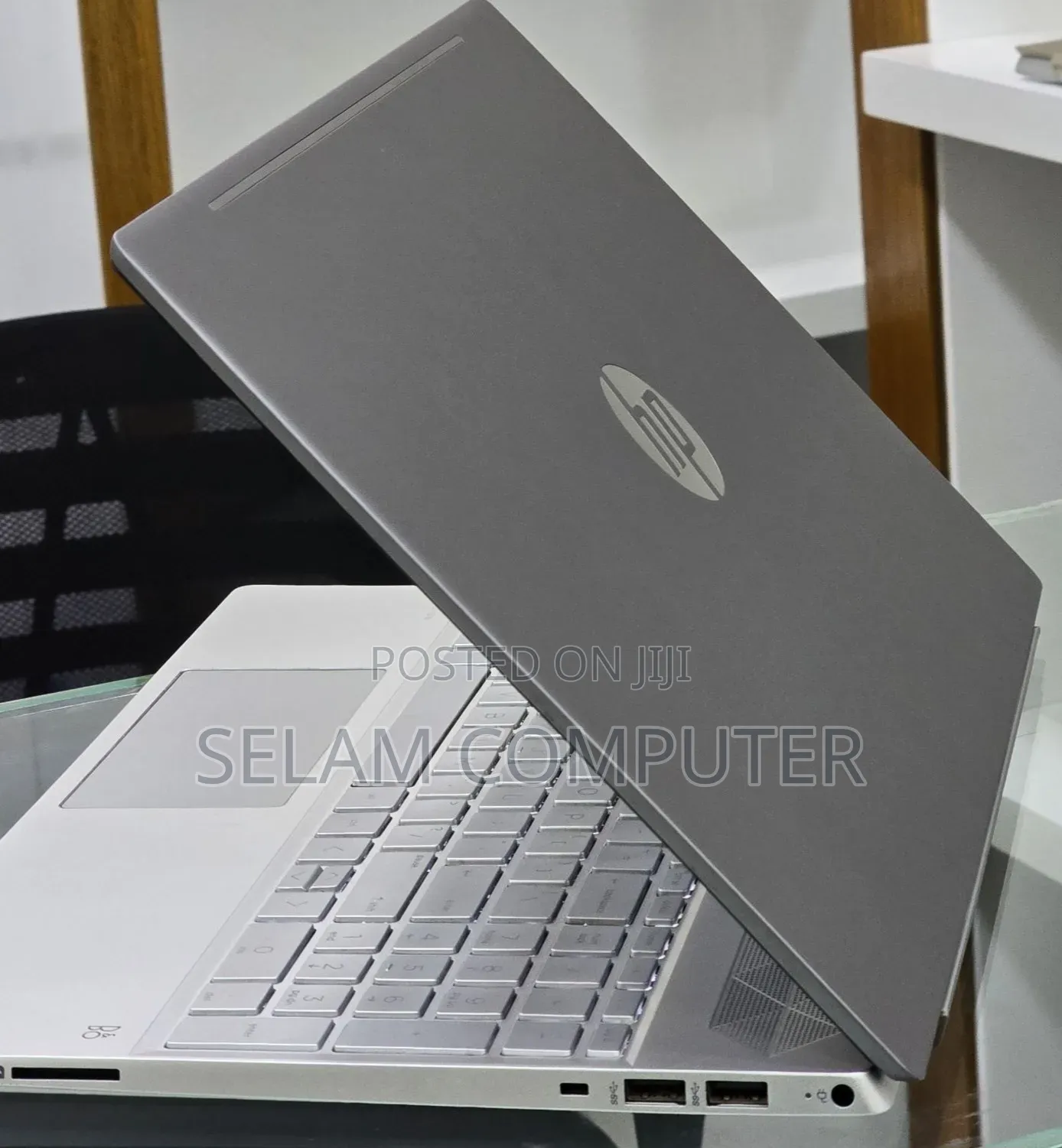 New Laptop HP Pavilion 15 16GB Intel Core i5 SSHD (Hybrid) 512GB