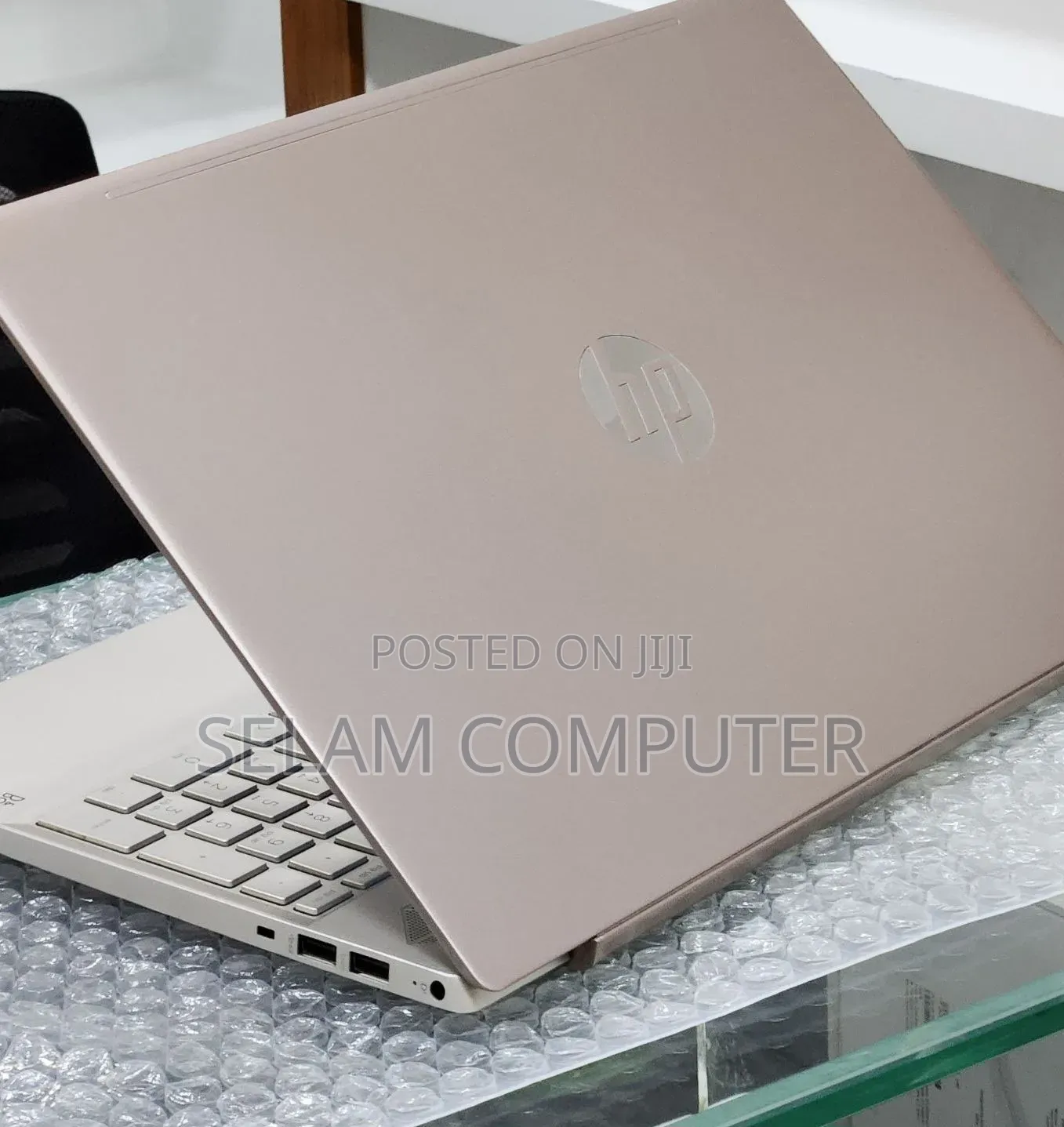 New Laptop HP Pavilion 15 8GB Intel Core i5 SSD 512GB