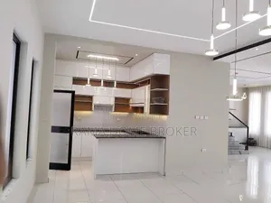 Furnished 9bdrm House in ሰአሊተ ምህረት አካባቢ, Yeka for sale