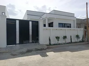 4bdrm House in Bole for sale