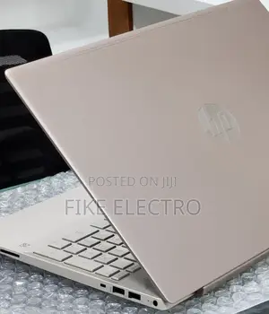New Laptop HP Pavilion 15 8GB Intel Core i5 SSD 512GB