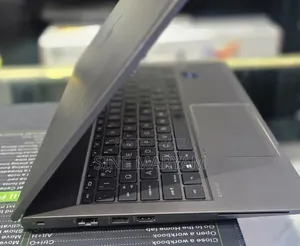 New Laptop HP ZBook Firefly 16 G10 16GB Intel Core i7 SSD 512GB