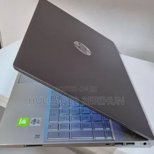 New Laptop HP Pavilion 15 8GB Intel Core i5 SSD 512GB