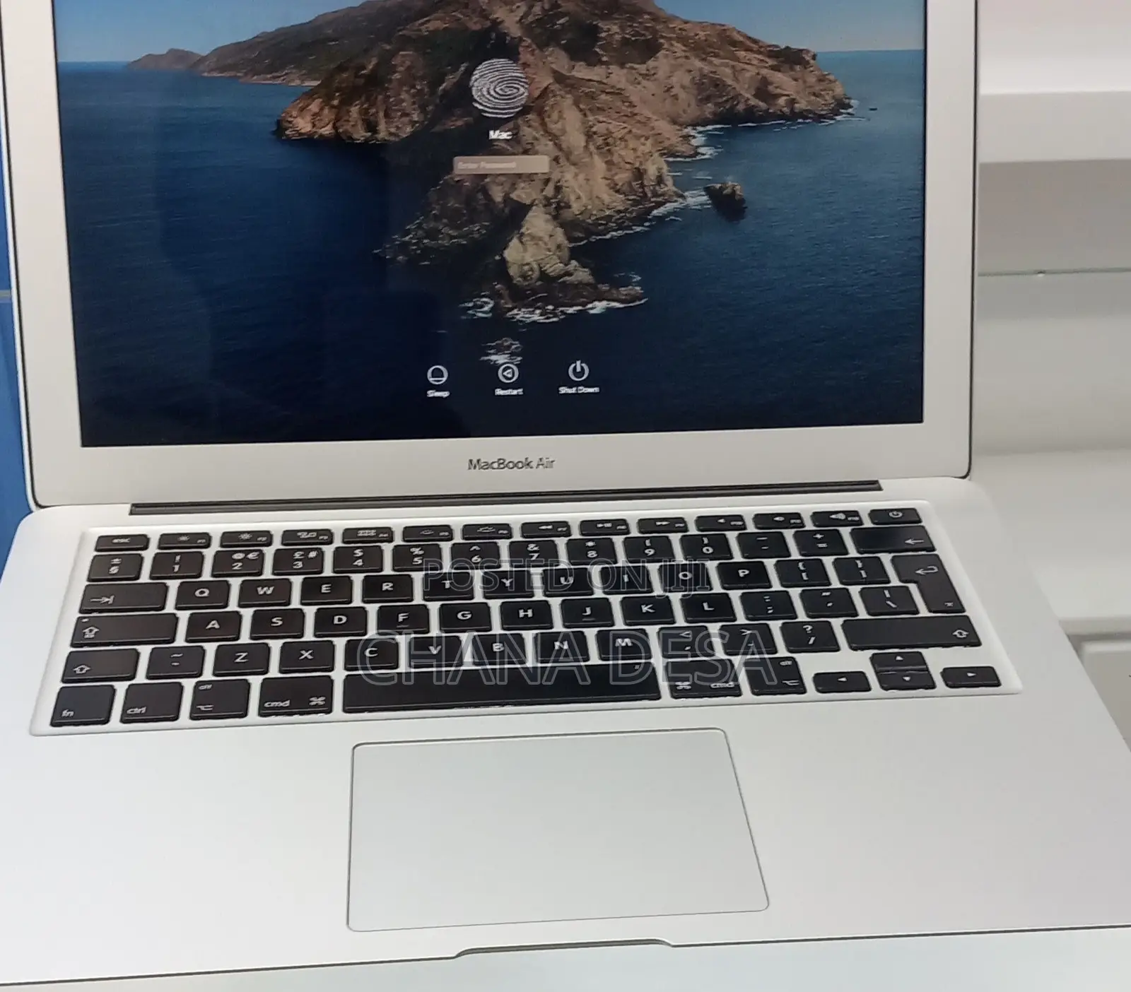 New Laptop Apple MacBook Air 2017 8GB Intel Core i5 SSD 128GB