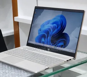 New Laptop HP Pavilion 15 8GB Intel Core i5 SSD 512GB