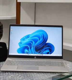 New Laptop HP Pavilion 15 8GB Intel Core i5 SSD 512GB