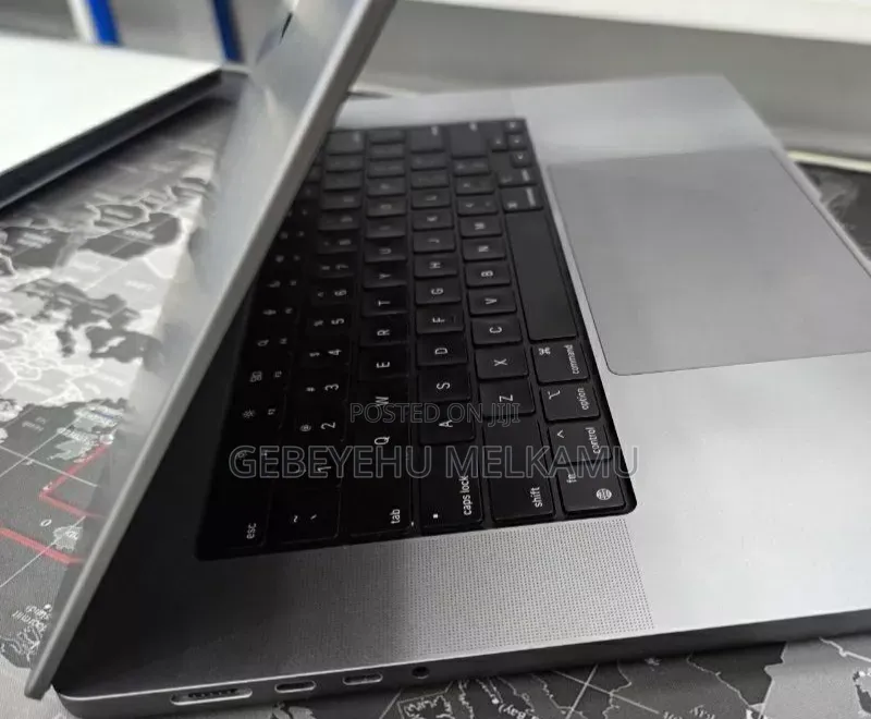 New Laptop Apple MacBook Pro 2021 M1 Max 32GB Apple M1 Max SSD 1T