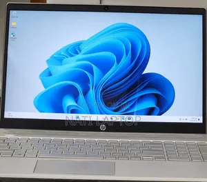 New Laptop HP Pavilion 15 8GB Intel Core i5 SSD 512GB