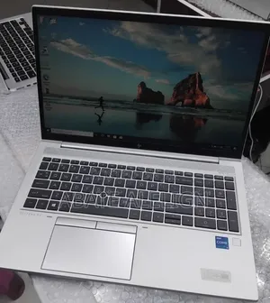 New Laptop HP EliteBook 850 G8 16GB Intel Core i5 SSD 512GB