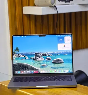 New Laptop Apple MacBook Pro 2021 M1 32GB Intel Core i9 SSD 512GB