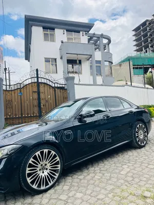 Mercedes-Benz C180 2018 Black