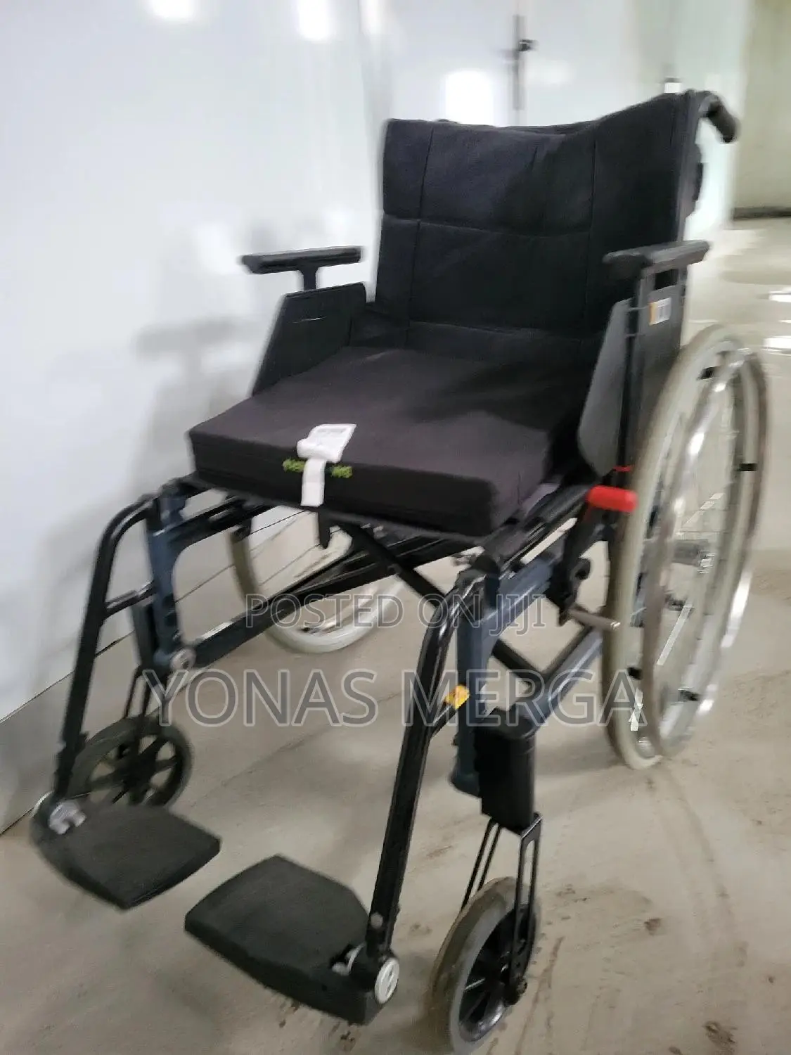 Folding Wheelchair央暖security | Wheel Chairs for Old People
