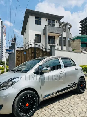 Toyota Yaris 2009 Silver