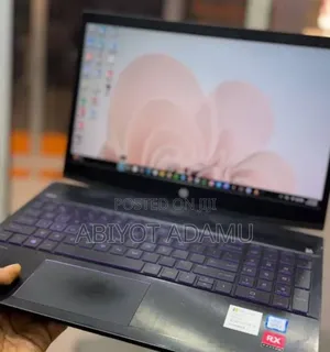 New Laptop HP Pavilion 15 8GB Intel Core i5 HDD+SSD 1T