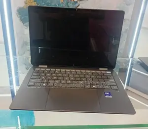 New Laptop HP OmniBook 5 14" 16GB Intel Core Ultra 7 SSD 1T