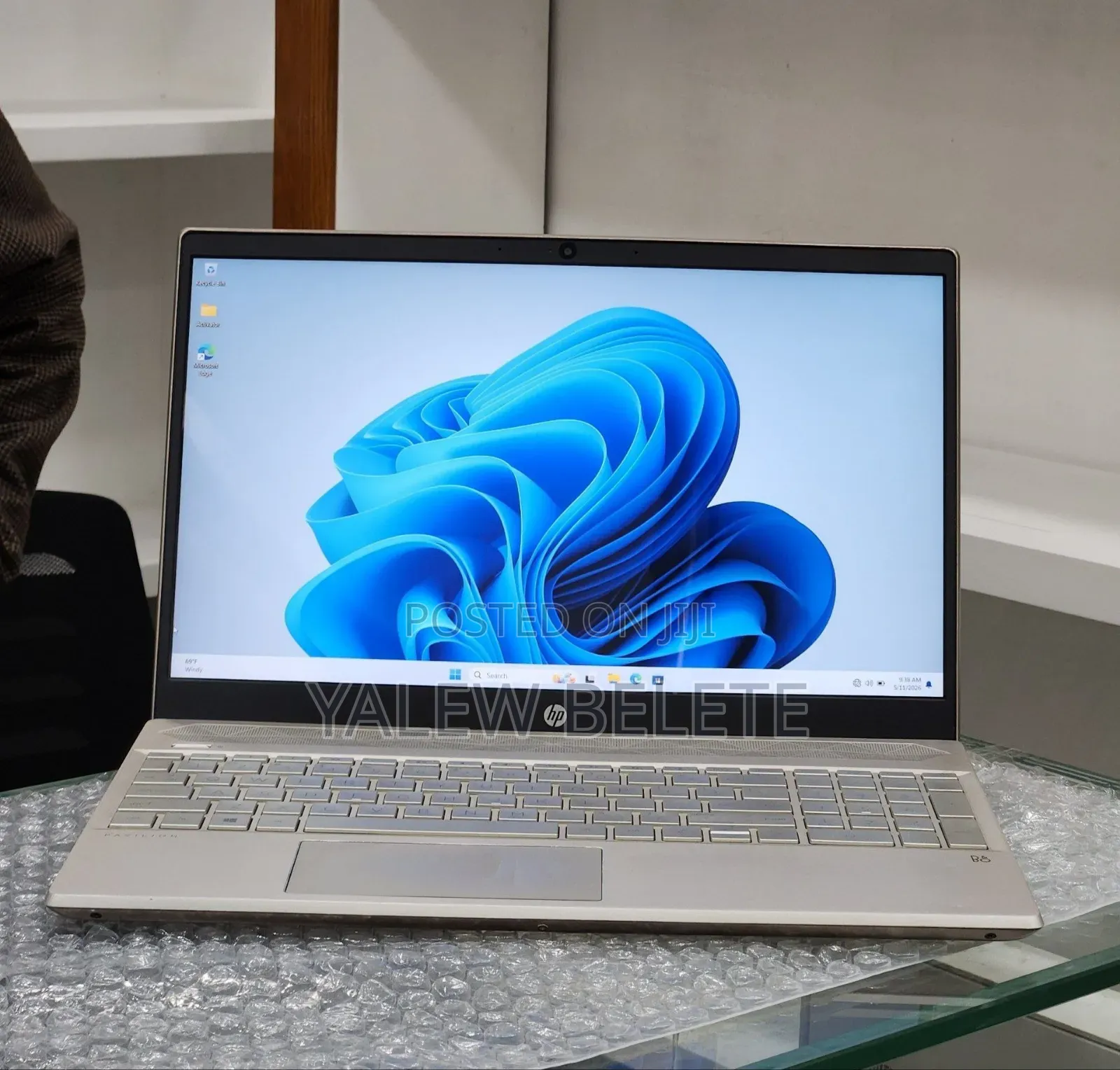 New Laptop HP Pavilion 15 8GB Intel Core i5 SSD 512GB