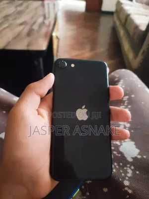 Apple iPhone SE (2022) 64 GB Black