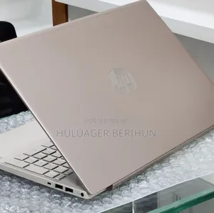 New Laptop HP Pavilion 15 8GB Intel Core i5 SSD 512GB