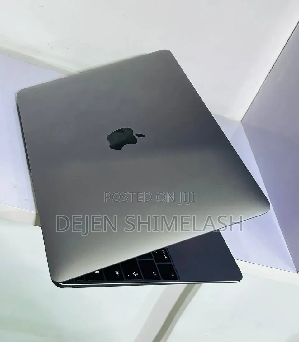New Laptop Apple MacBook Pro 2017 8GB Intel Core i5 SSD 512GB