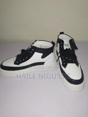 Zipcraft Urban High-Top Sneakers – Casual Street Style Boots