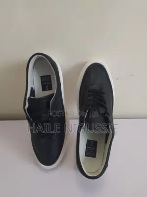 Men's Leather Sneakers – Breathable Korean Style Casual Shoes